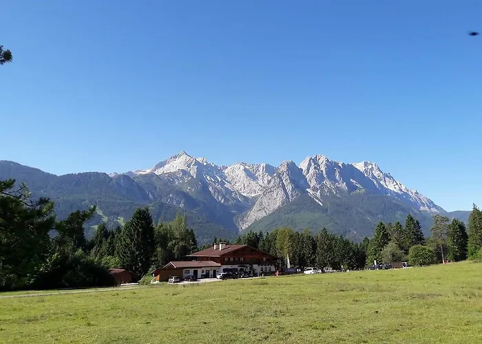 Zum Rassen Guest house Garmisch-Partenkirchen
