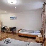 Zum Rassen Garmisch-Partenkirchen