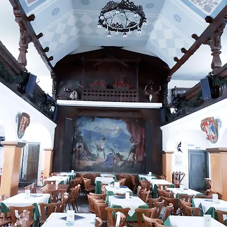 Zum Rassen Garmisch-Partenkirchen