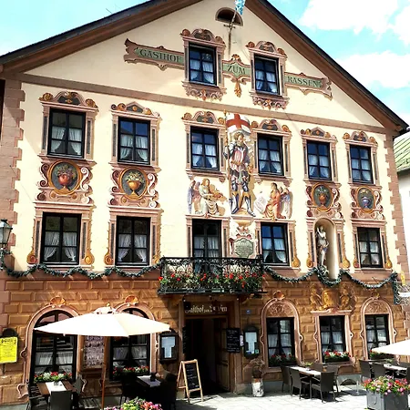 Zum Rassen Garmisch-Partenkirchen